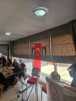 “TARİH BİLİNCİ VE KUDÜS” semineri ve Gazze için kahvaltı programını gerçekleştirdik.